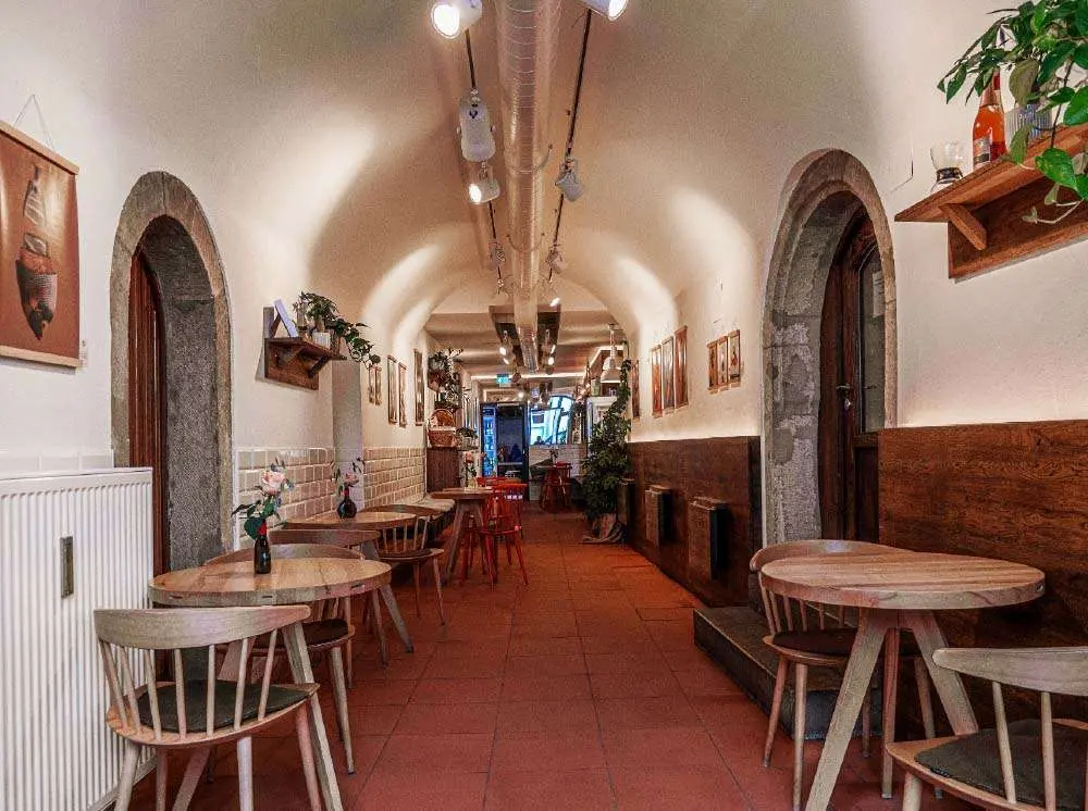 Cafe 190